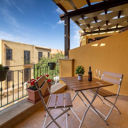 Casa Al Vicolo 99 Apartment Бирги Веки Екстериор снимка