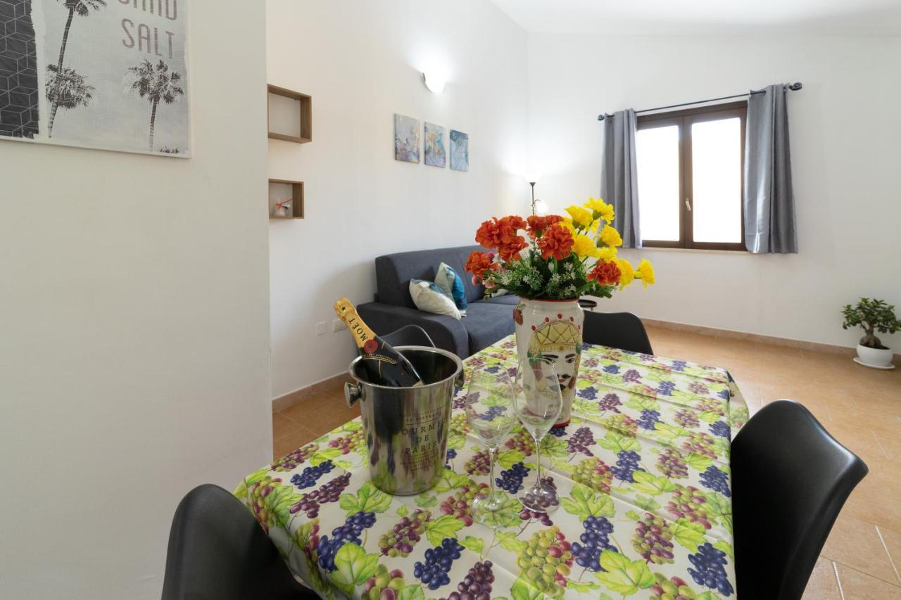 Casa Al Vicolo 99 Apartment Бирги Веки Екстериор снимка